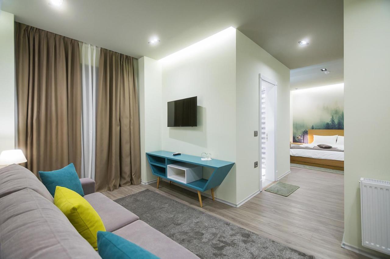 Hotel Regal Korce Buitenkant foto