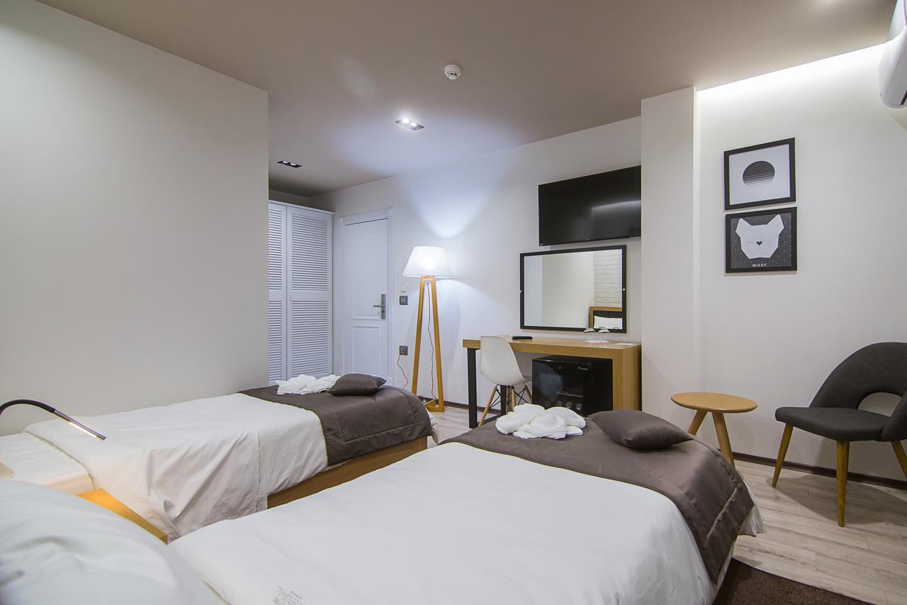 Hotel Regal Korce Kamer foto