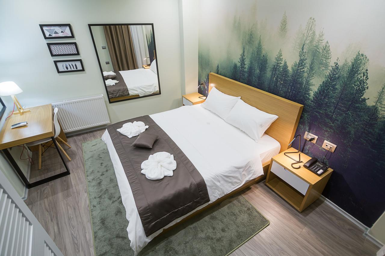 Hotel Regal Korce Buitenkant foto