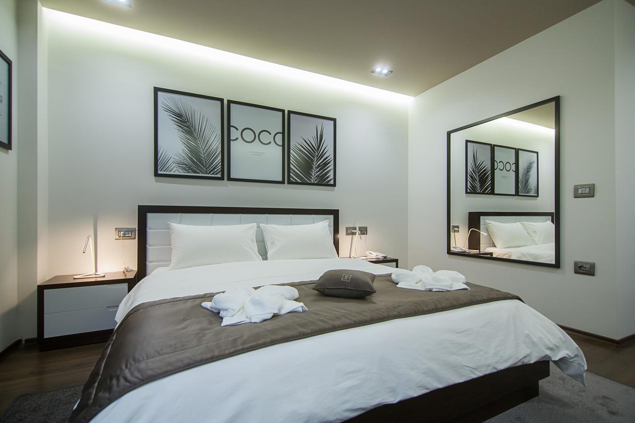 Hotel Regal Korce Buitenkant foto